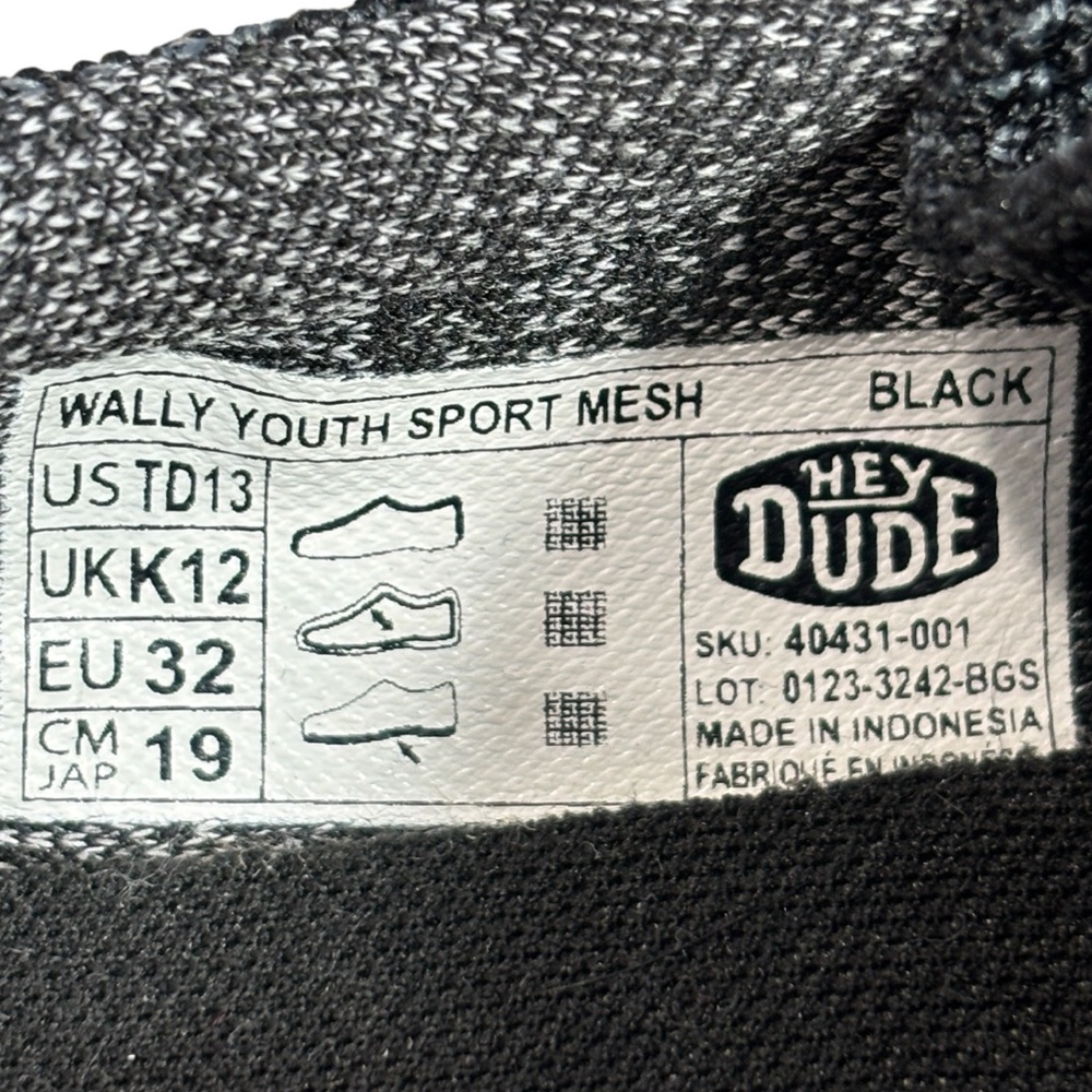 Hey Dude Youth Wally Sport Mesh Shoes - 13 Toddler - Picture 10 of 10
